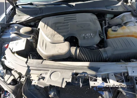 2014 Chrysler 300 300S из США, поврежденный, VIN 2C3CCABG7EH361186